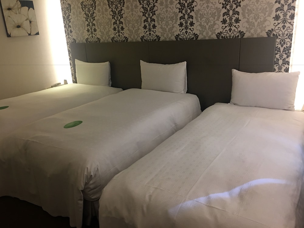 Forward Hotel Nangang 23/70