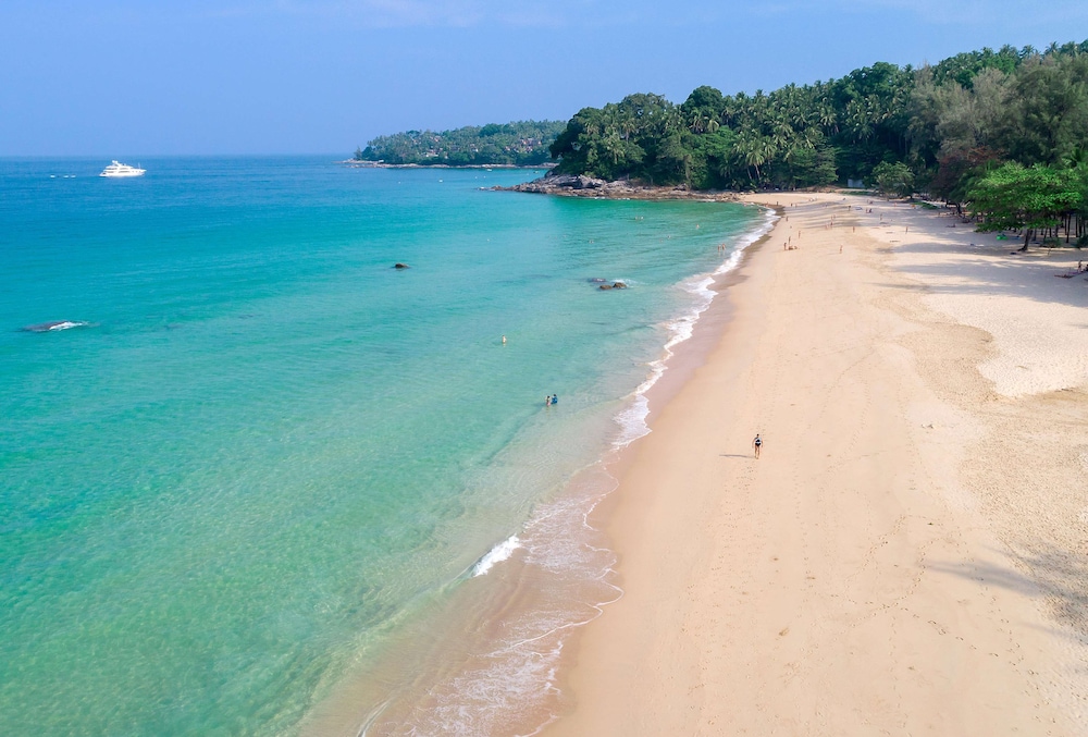 Outrigger Surin Beach Resort 67/74