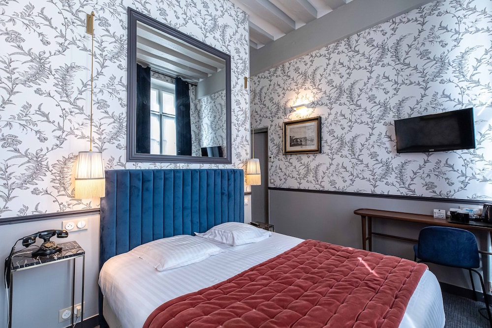 Dauphine Saint Germain Hotel 20/70