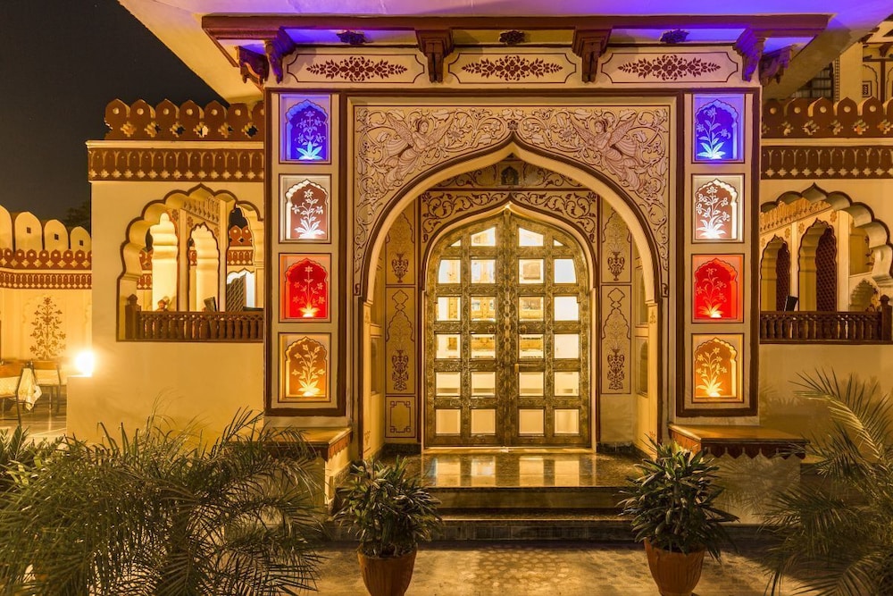 Umaid Haveli-A Heritage Style Hotel & Resort 7/66