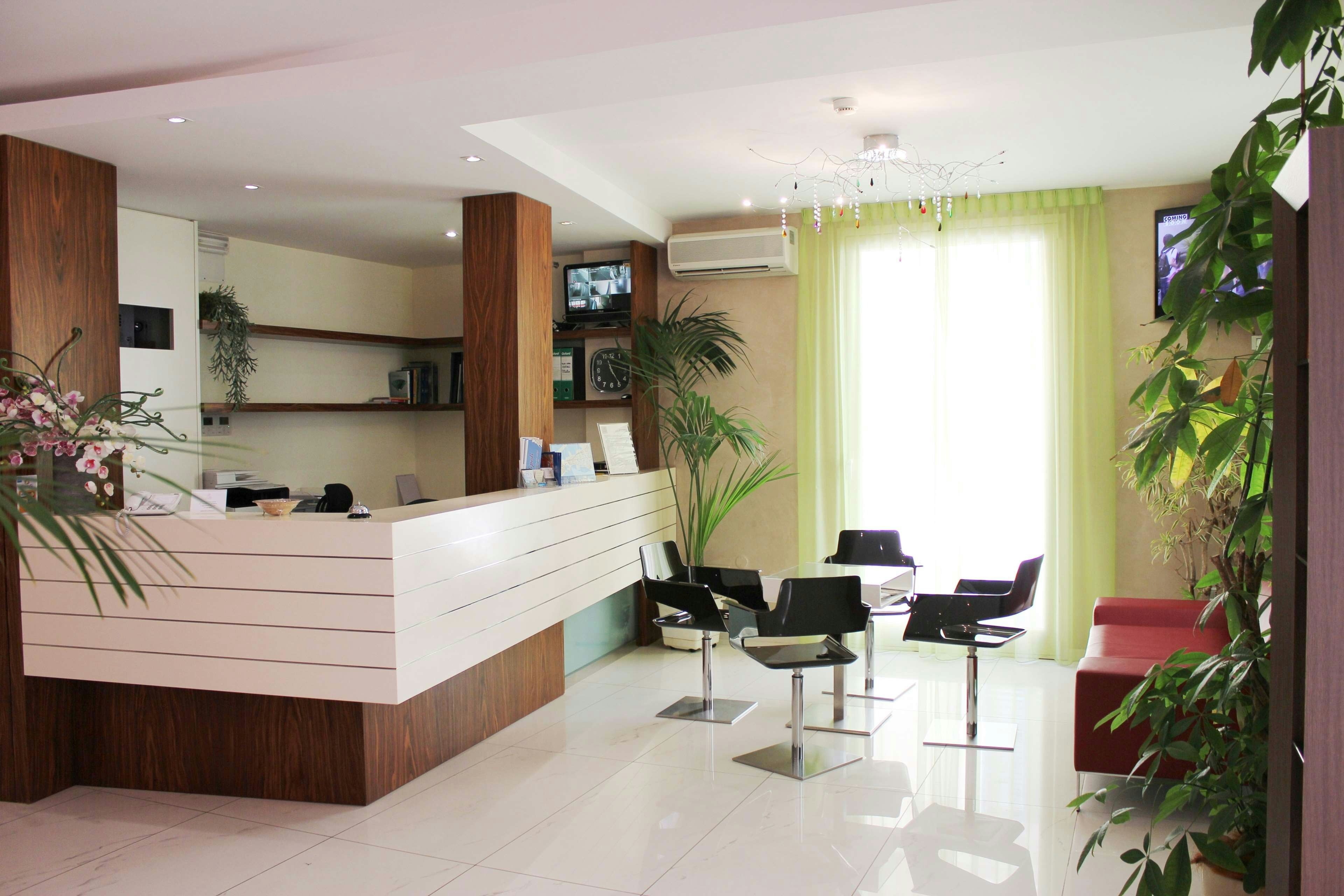 Hotel 33 Baroni 10/50