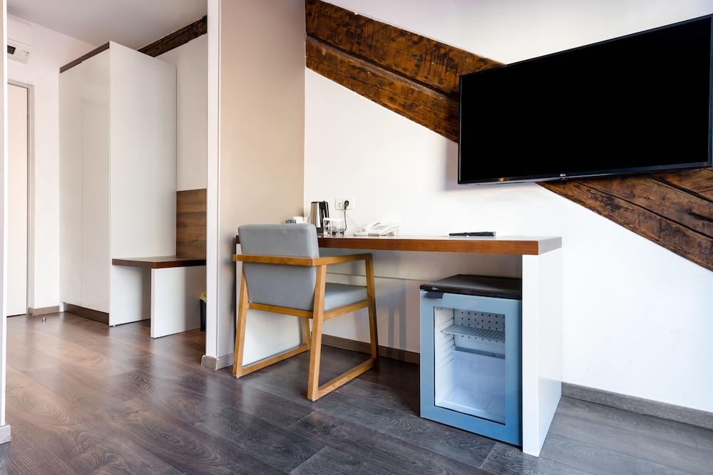 Azur Palace Luxury Rooms 73/82
