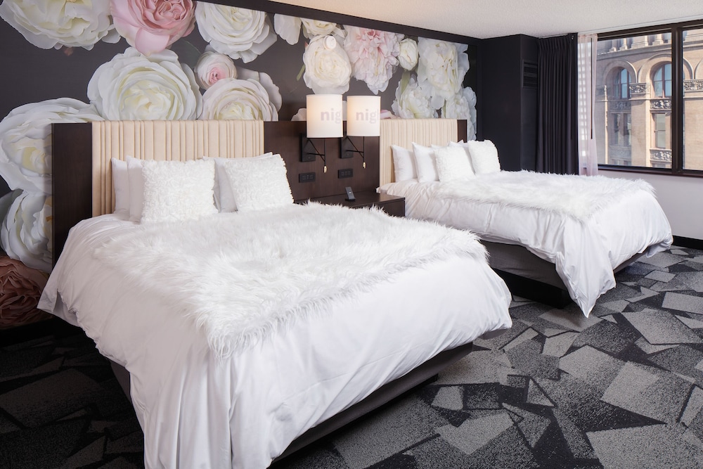 Saint Kate - The Arts Hotel photo2