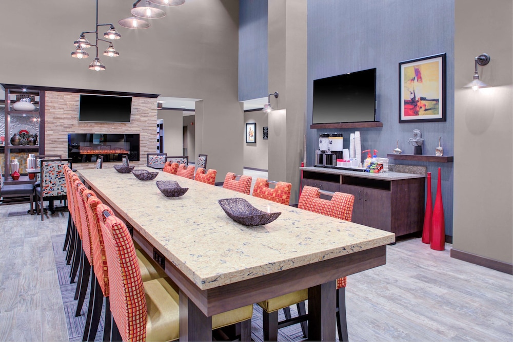 Hampton Inn And Suites Columbus Scioto Downs 27/40