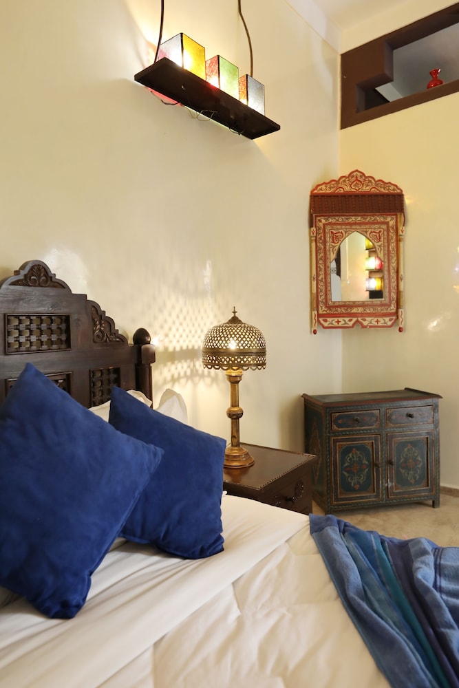 Riad Sidi Mimoune 11/76