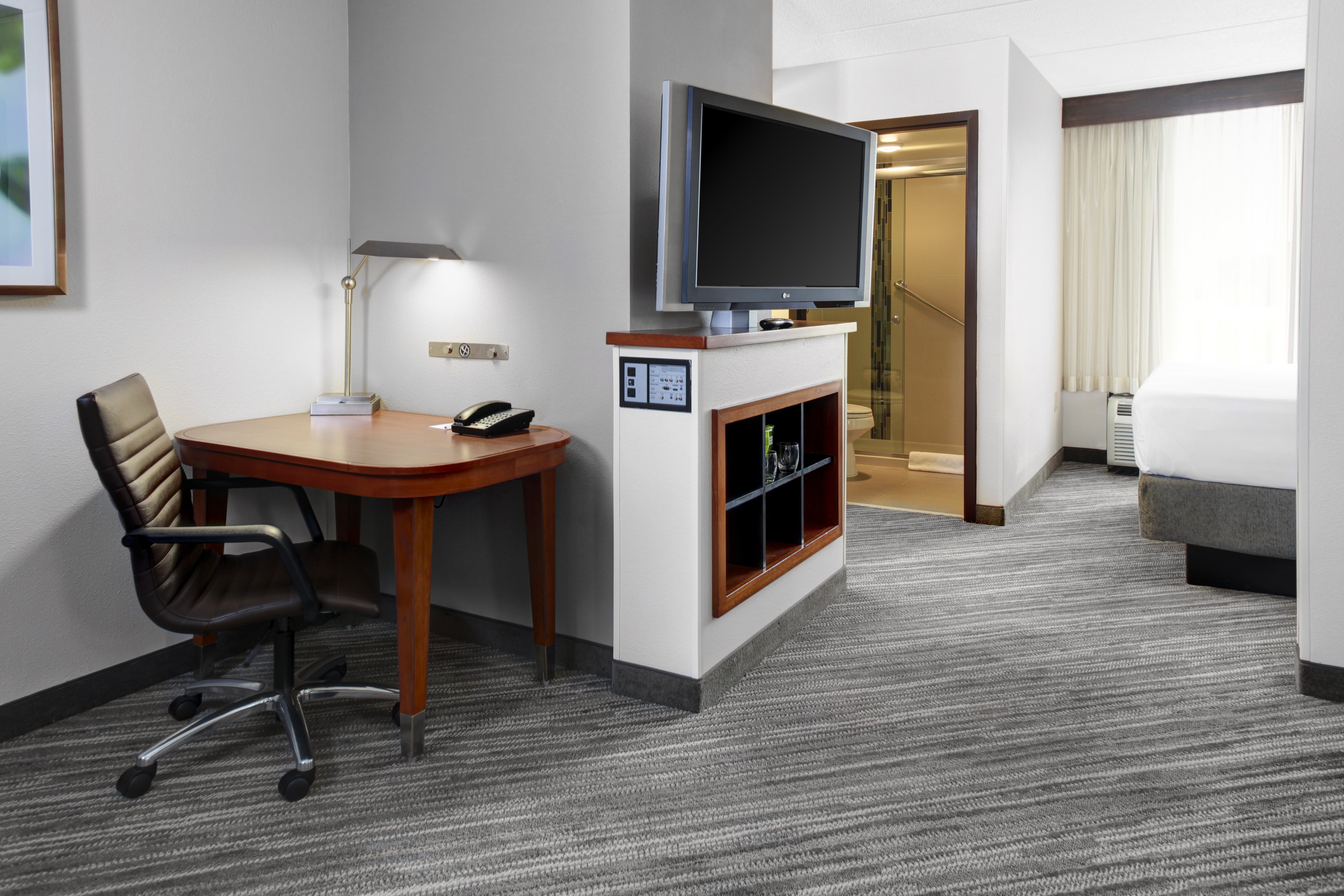 Candlewood Suites Cincinnati Northeast - Mason 64/71
