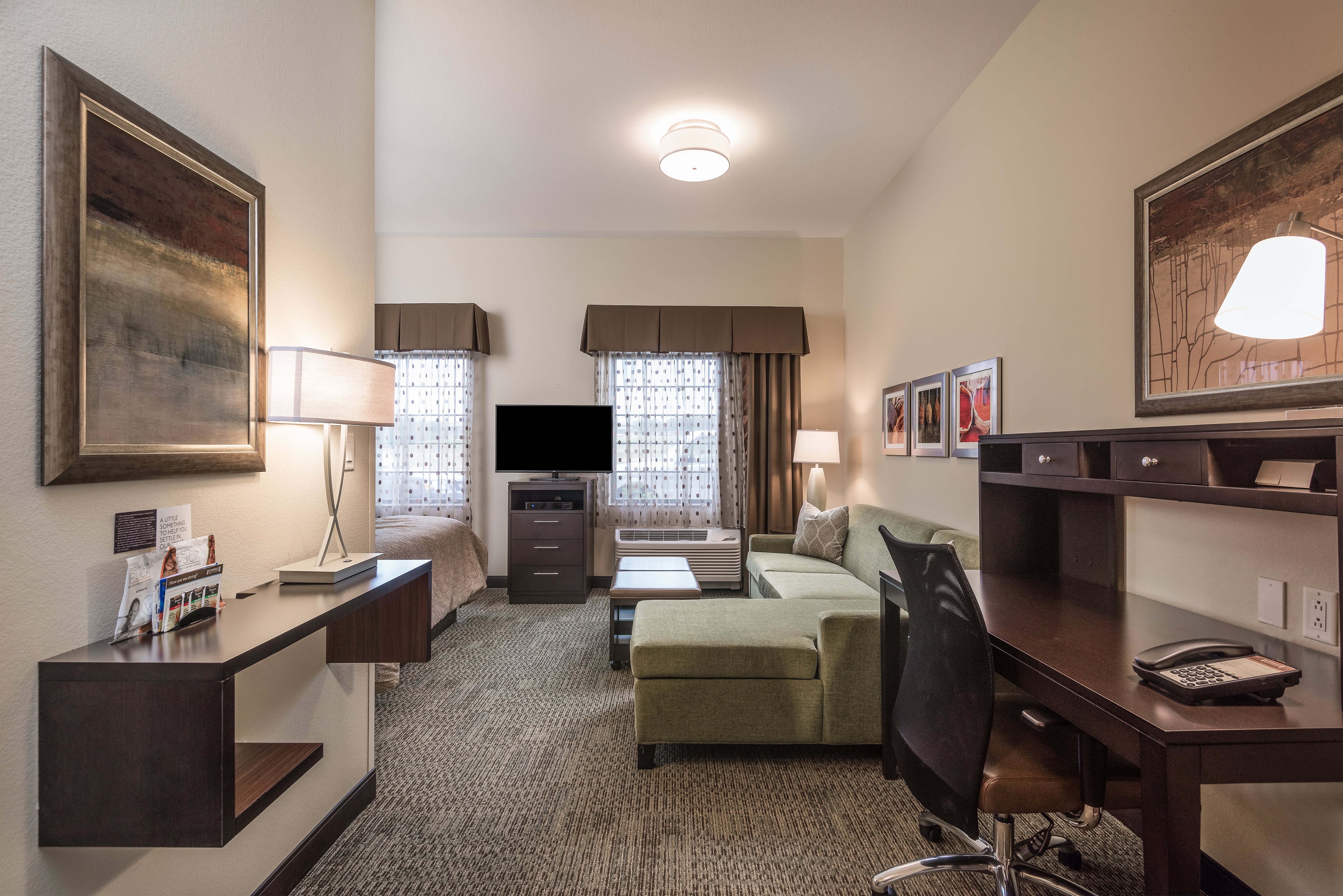 STAYBRIDGE SUITES EAU CLAIRE - ALTOONA 56/67