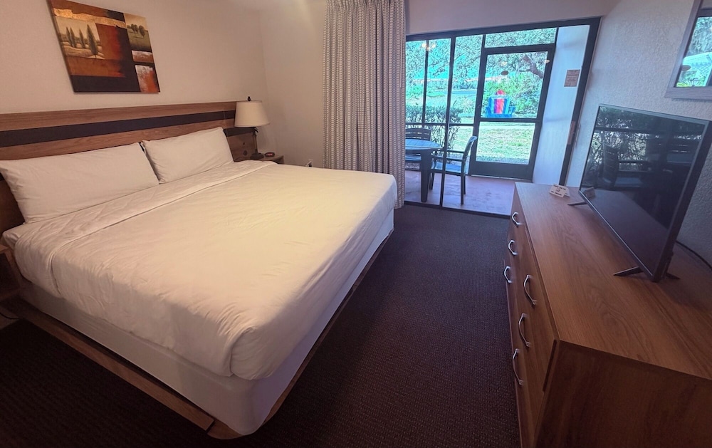 Lifetime of Vacations Resort 13/50