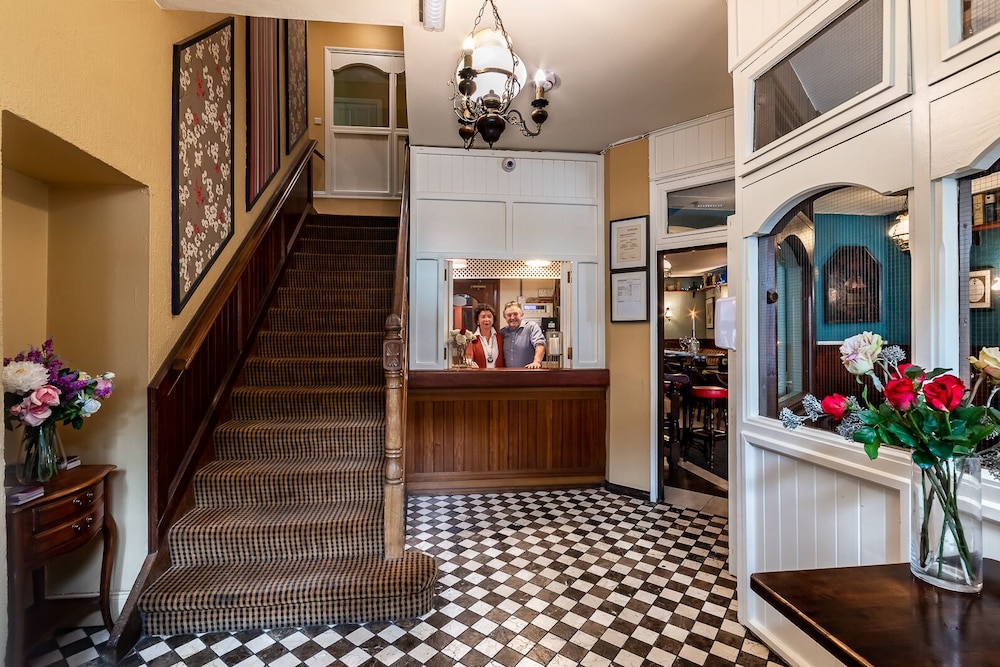 Foley's Guesthouse Hotel 9/43