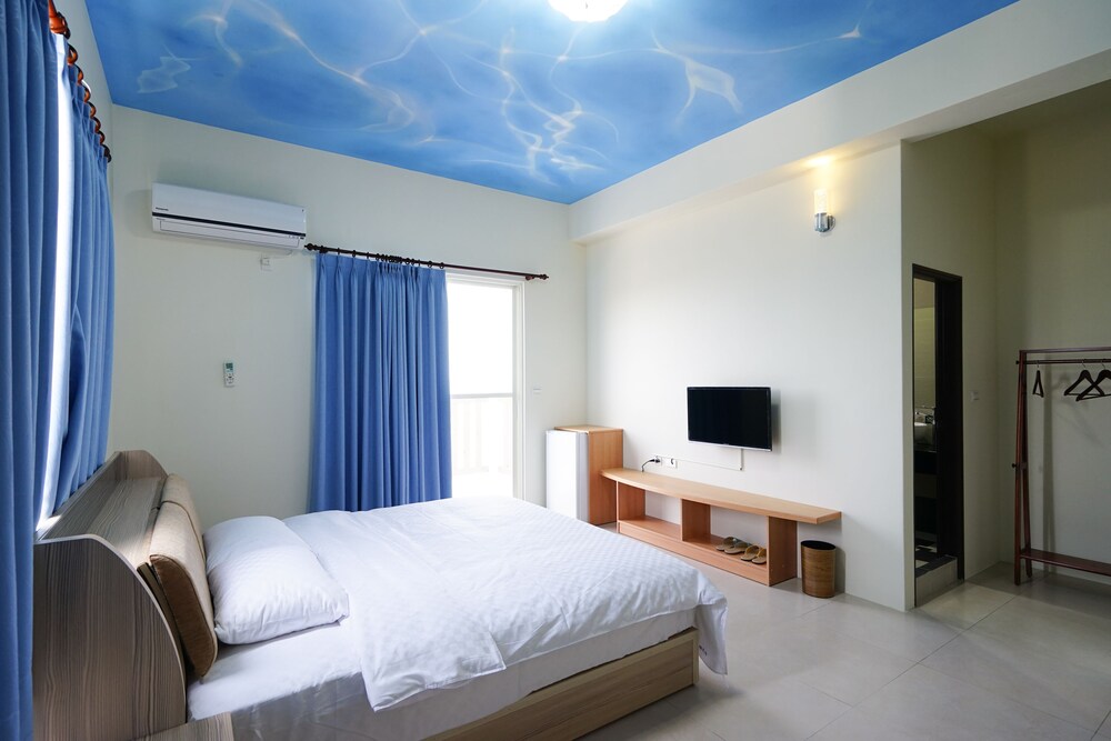 غرفة كلاسيكية بسرير كوين، Penghu Sun House 2/3