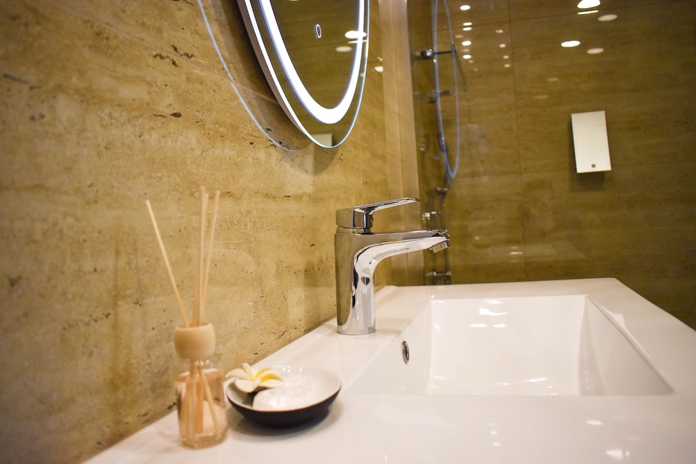 Nobel Gallery Hotel 24/43
