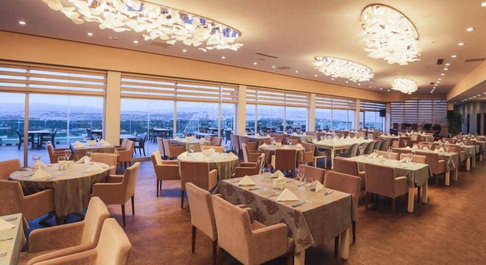 Nevali Hotel 38/50