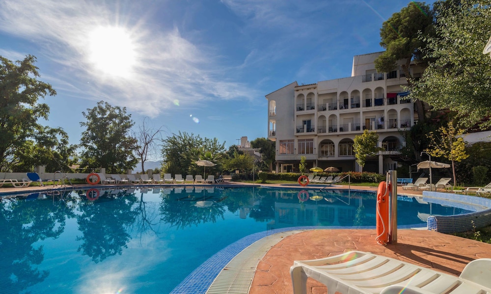 HOTEL ANDALUCIA 3/24