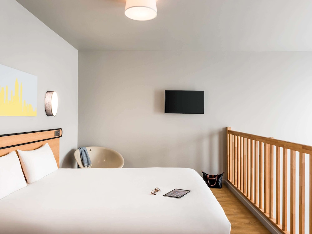 Adagio Access Colombes La Defense 22/55