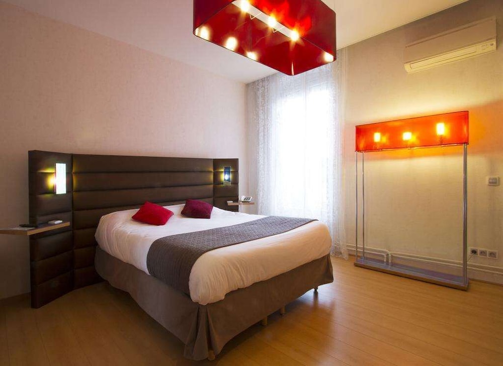 Brit Hotel Confort Roanne Grand Hotel 22/69