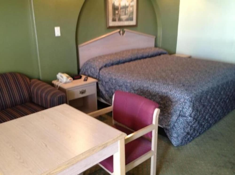Budget Inn San Antonio Downtown I-10 East 22/27