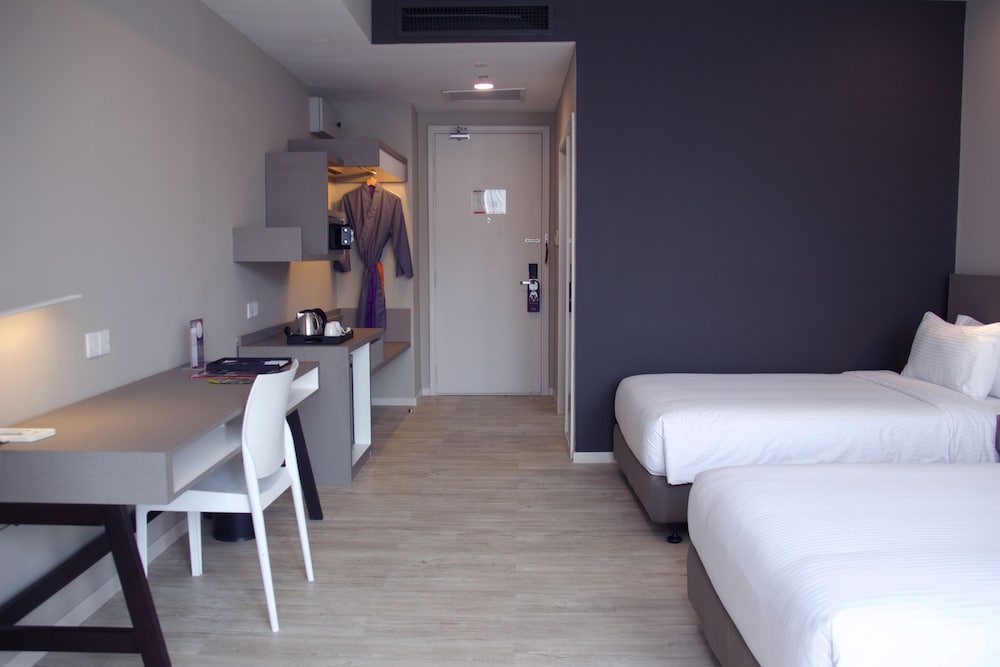 Qliq Damansara 11/60