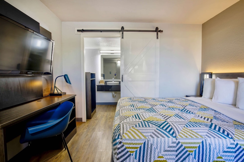 Motel6 Jackson, MS 26/61