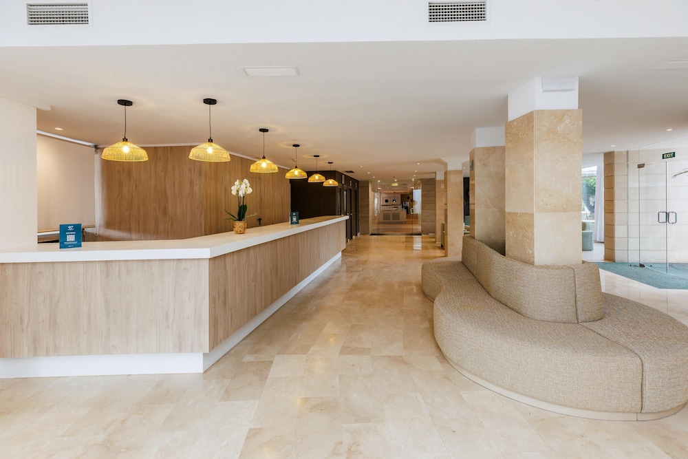 Hotel Alondra 8/50
