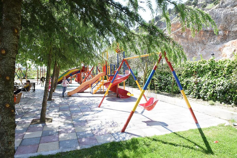 Buna Park Hotel Shkoder 22/50