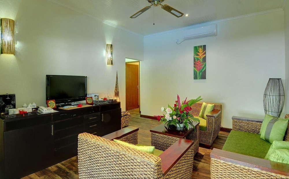 Le Relax Beach Resort 35/60