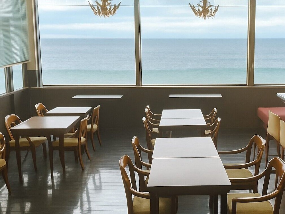 SEASIDE HOTEL KAMOME 42/67