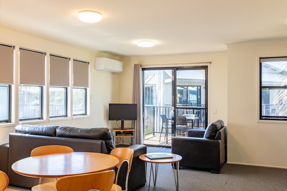 Noosa Lakes Resort 26/50