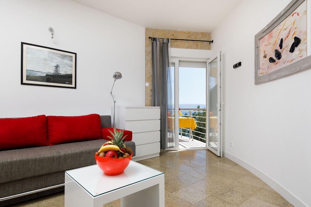 Ark Beach Hotel 19/50
