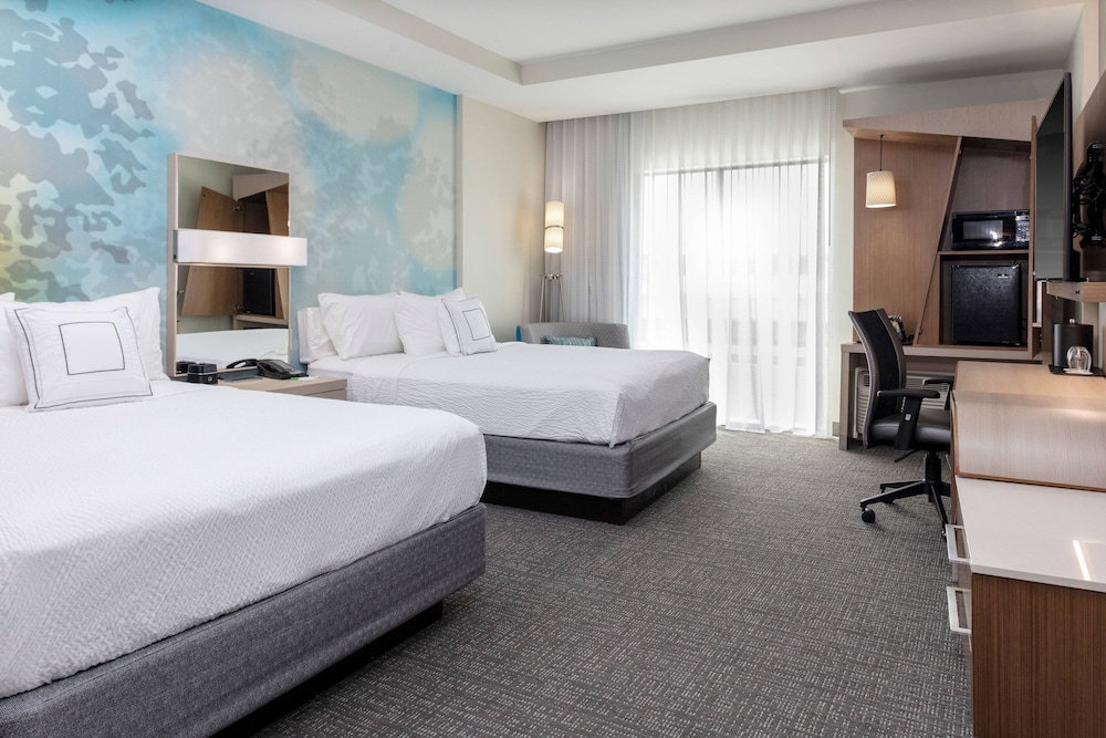 Courtyard By Marriott Indianapolis West-Speedway 18/44