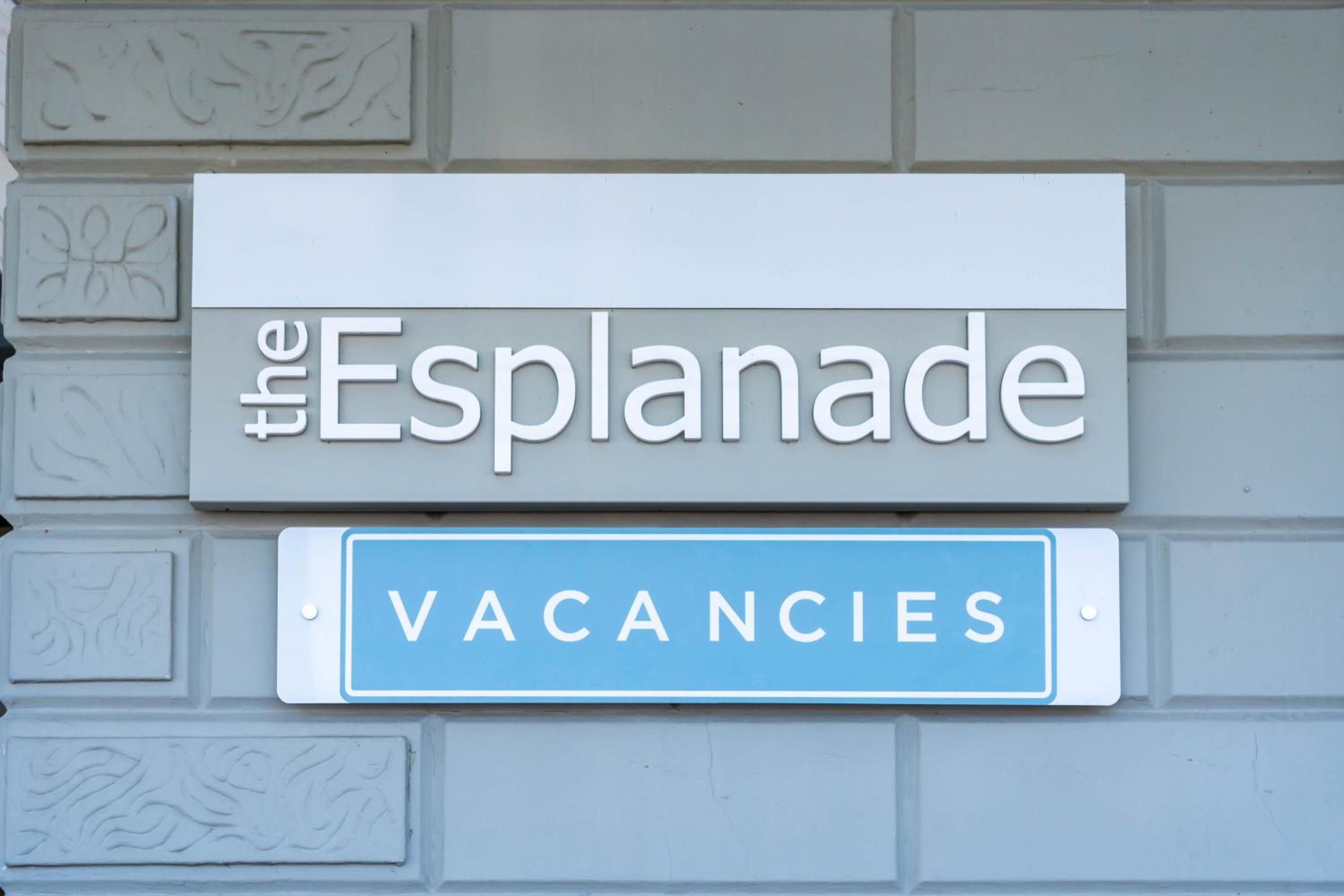 Esplanade Hotel Llandudno 43/53