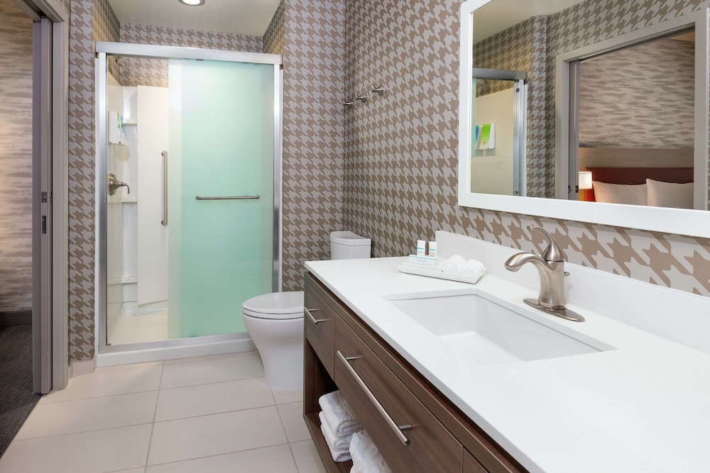 Home2 Suites by Hilton Orlando Near UCF, FL 8/38