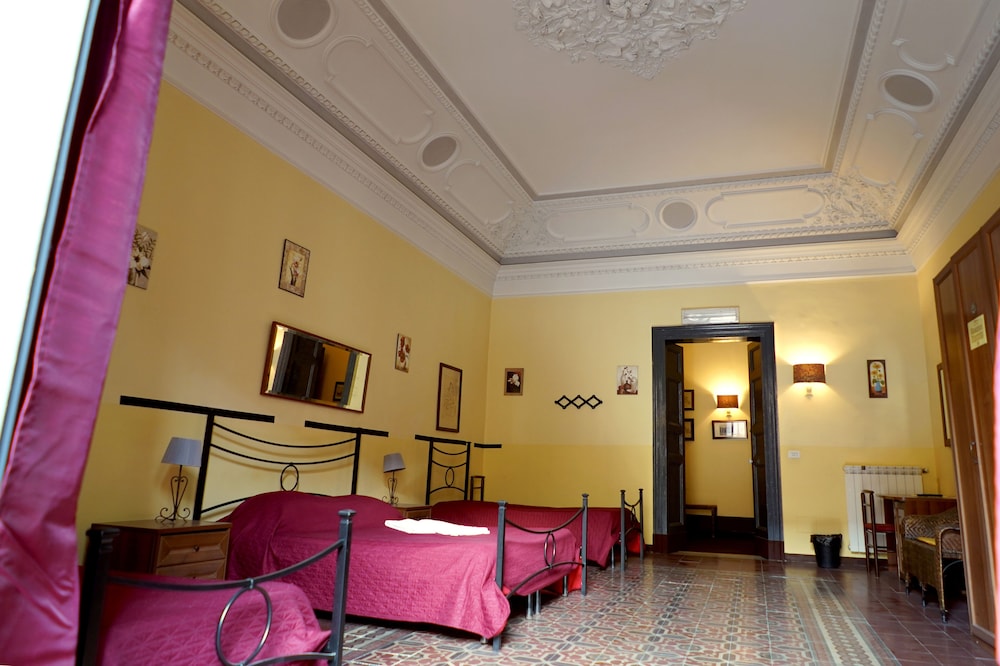 Hotel Etnea 316 45/62