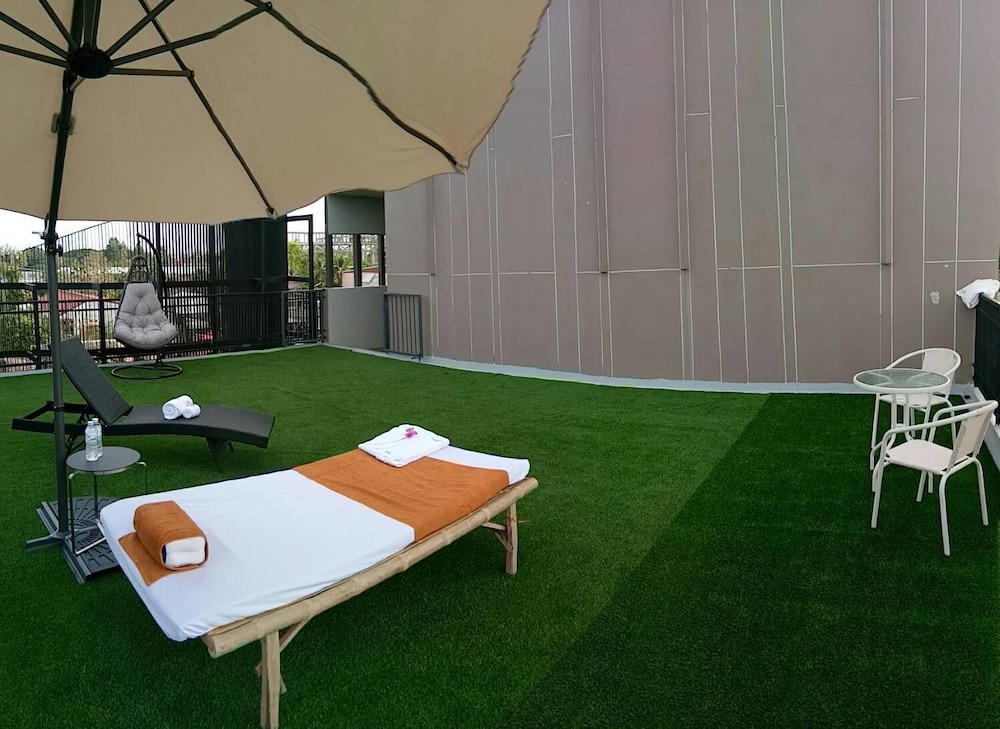 Sorin Boutique Hotel 39/66