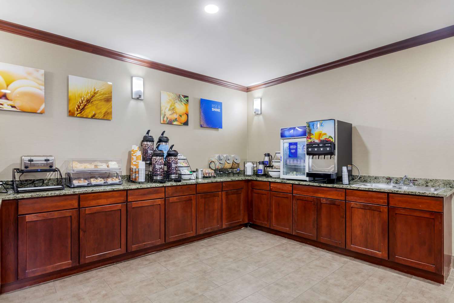 Comfort Inn Plover 20/25