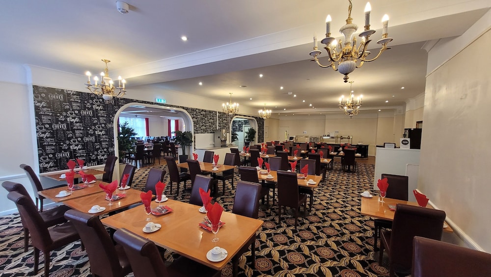 Heathlands Hotel Bournemouth 32/48