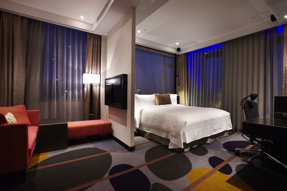 Suite, King Bed, Taipei 101 View
