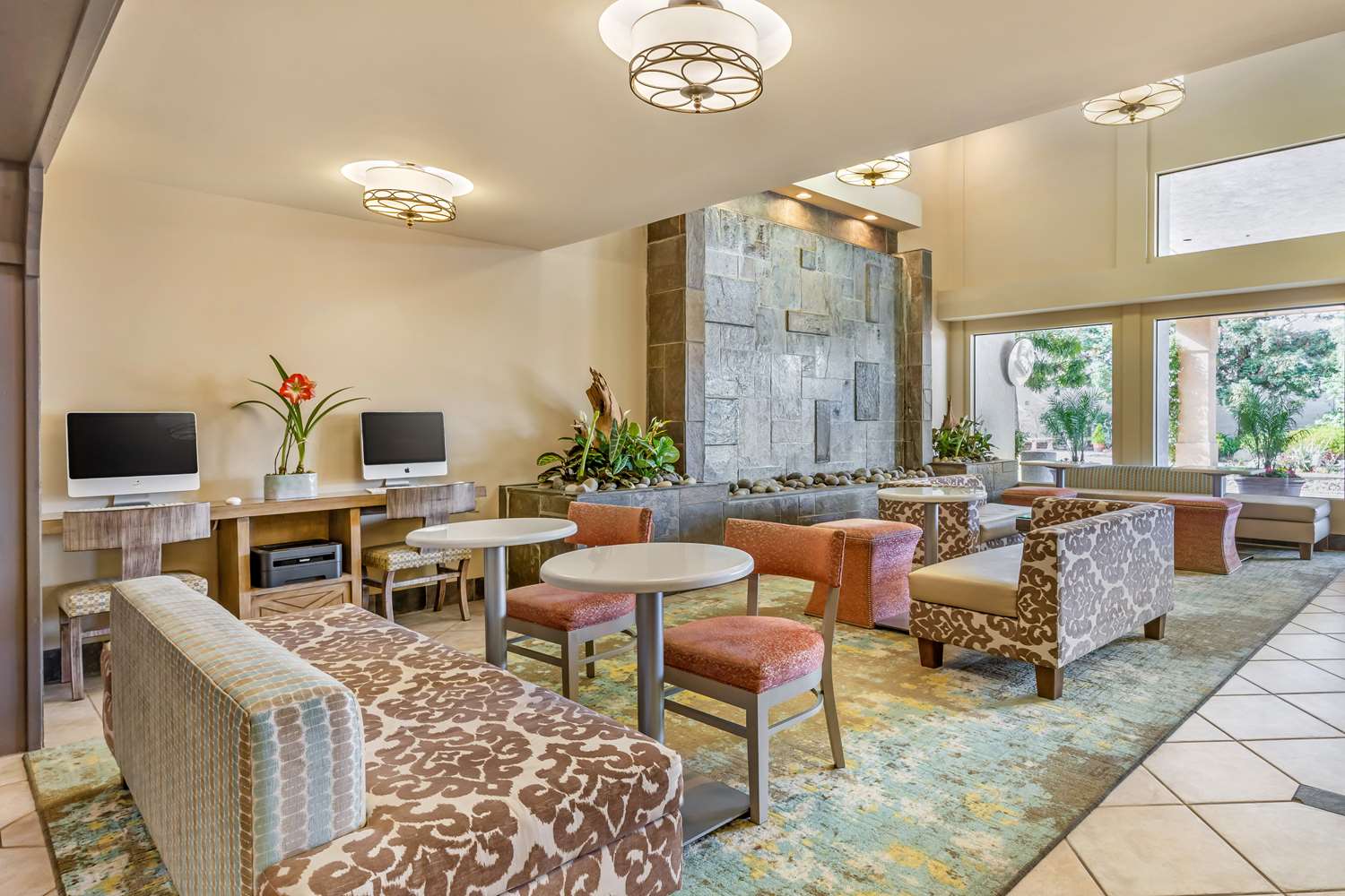 Best Western Plus Monterey Inn 31/46