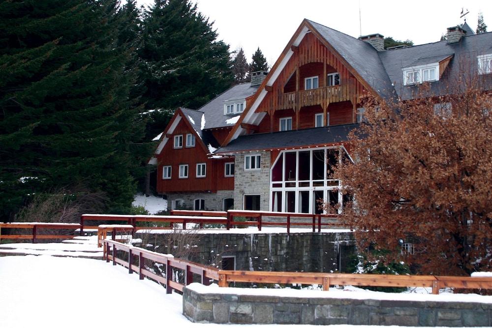Hotel Tunquelen 3/64