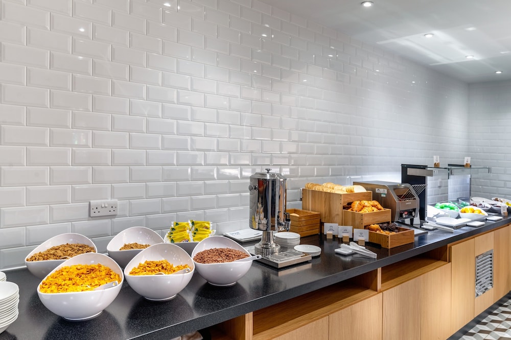 restaurant-cafeteria