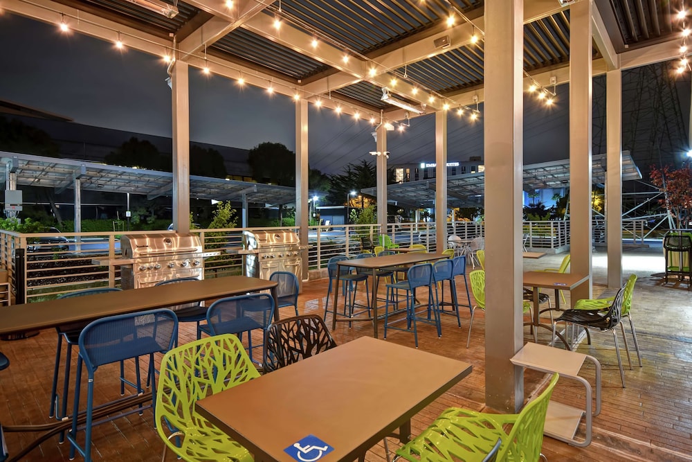 Home2 Suites by Hilton San Francisco Airport North 36/51