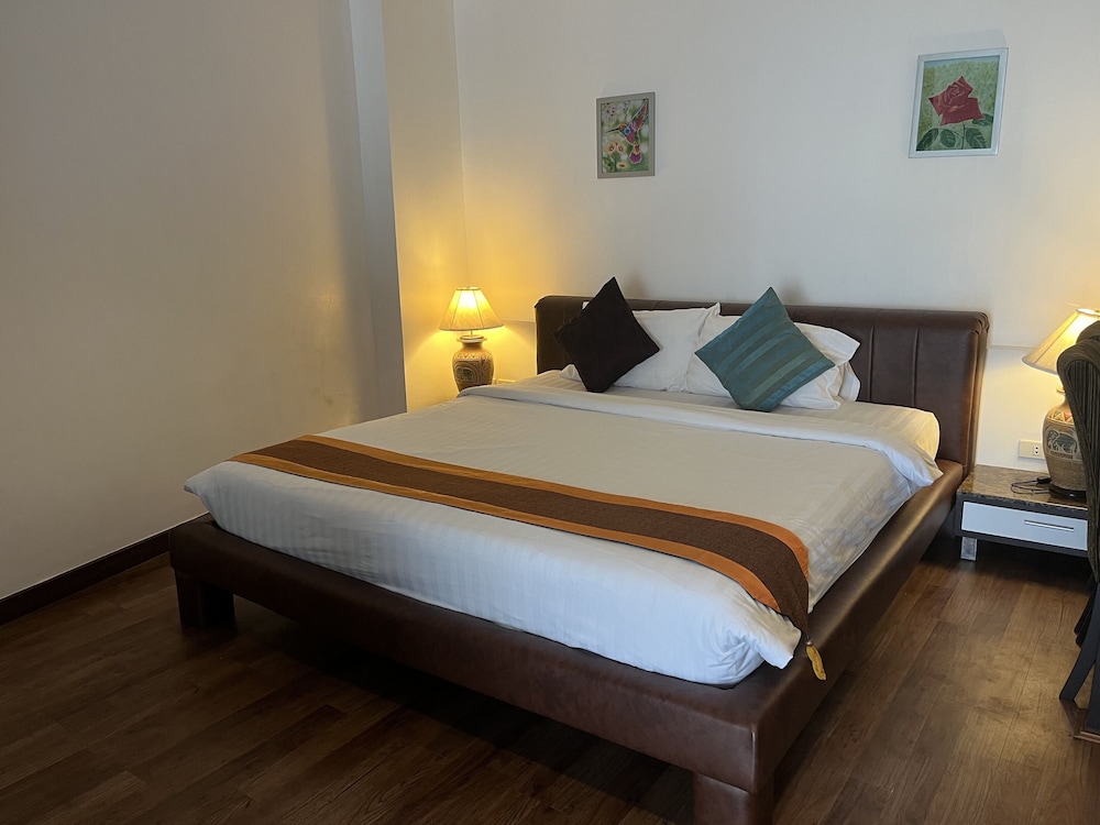 غرفة تنفيذية ركنية بسرير كينج بغرفتي نوم، Bedrooms Boutique Hotel 3/10