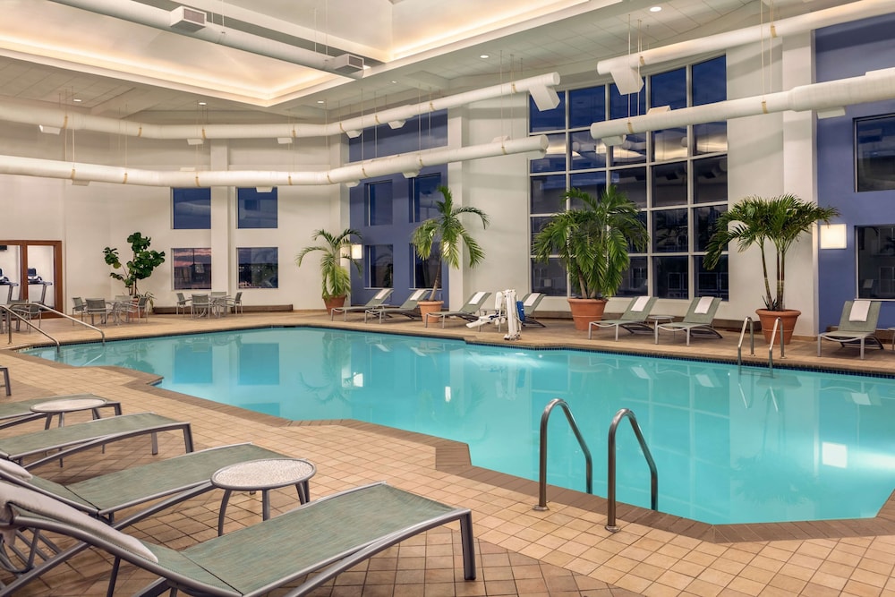 Hilton Suites Ocean City Oceanfront 3/63