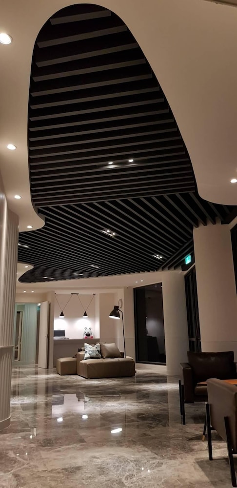 New California Hotel 9/46