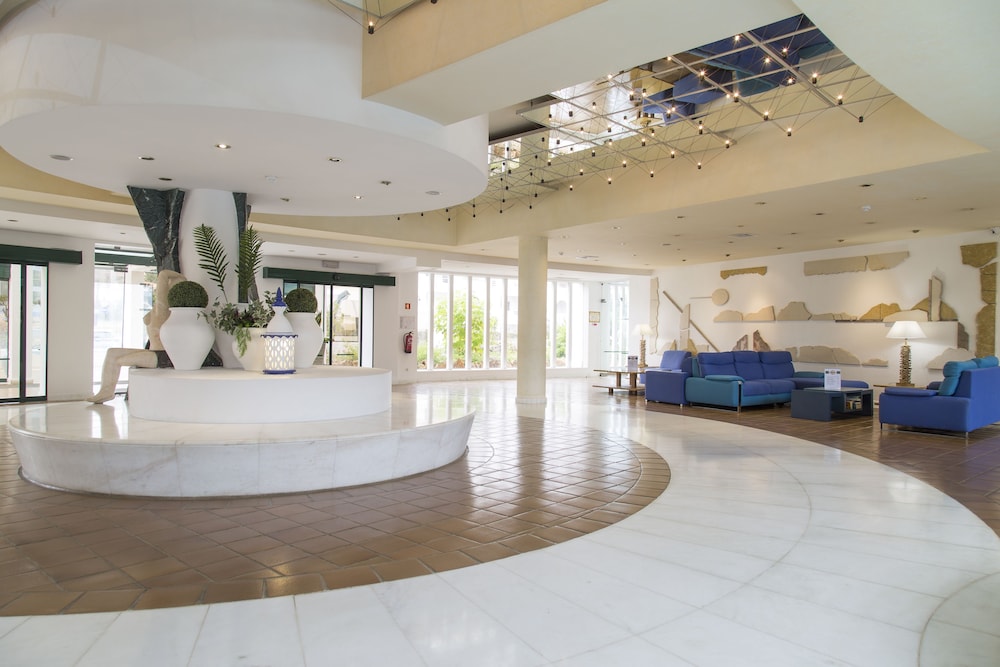 Ondamar Hotel 8/72