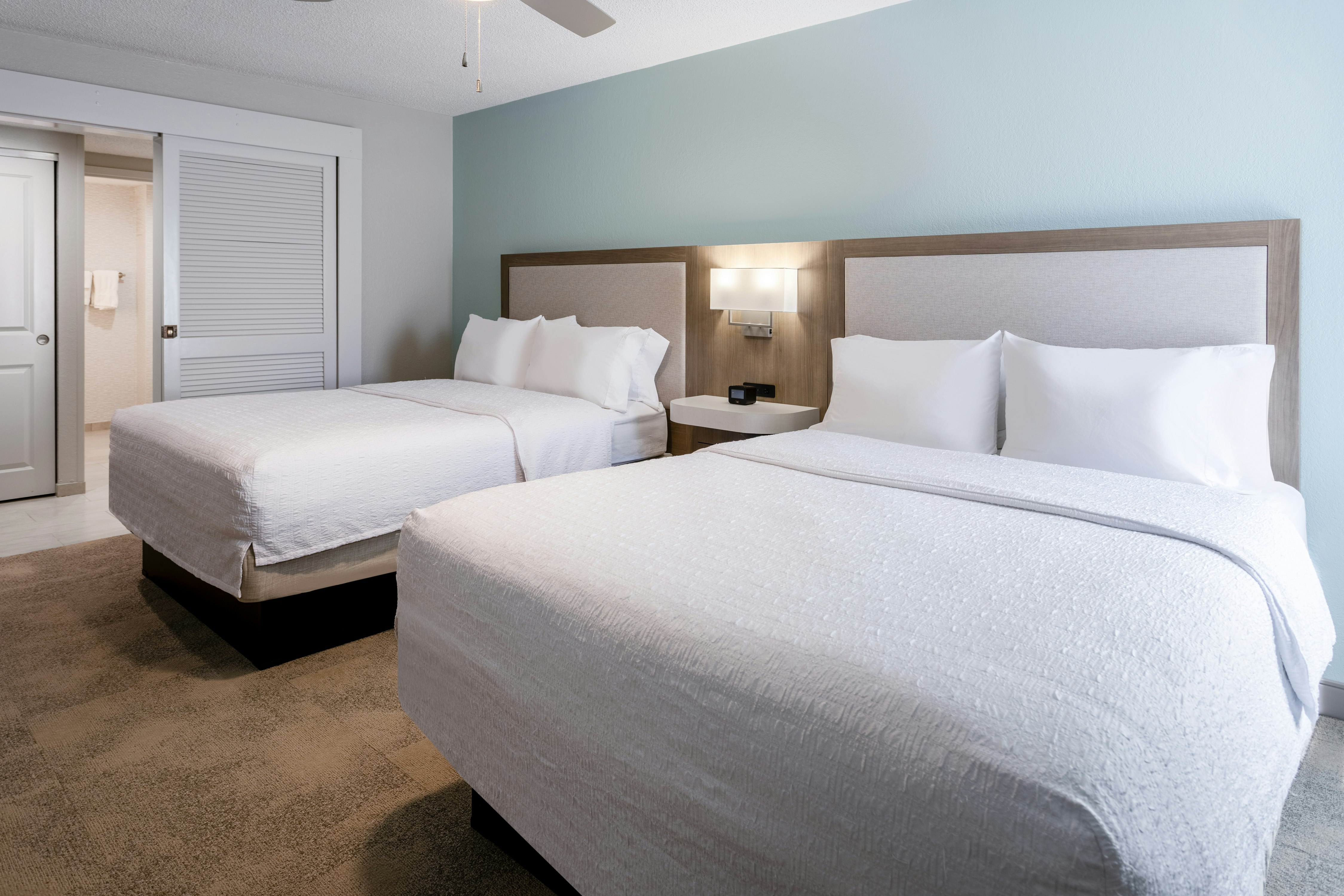1 Bedroom, Suite, 2 Double Beds, Sofa