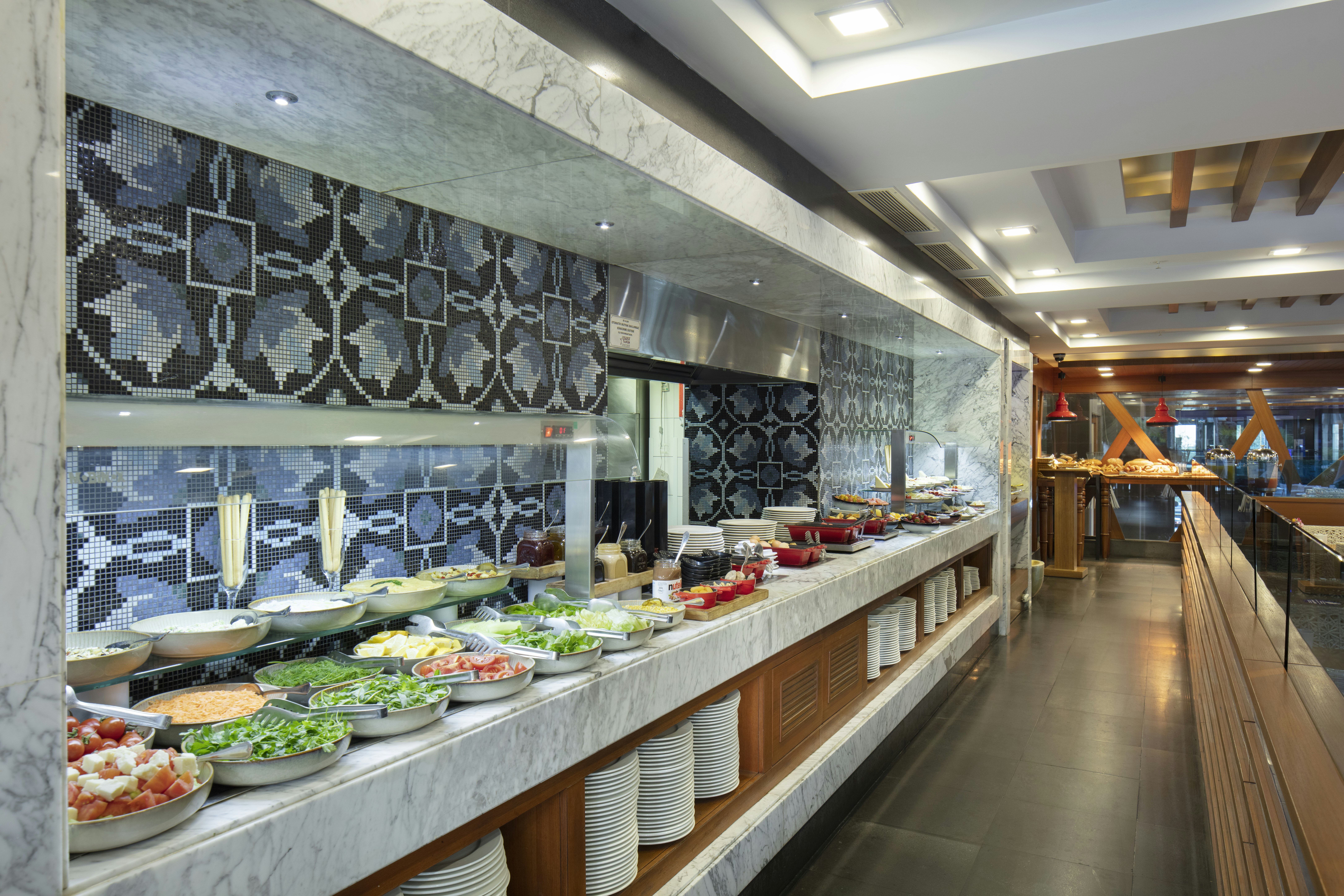 Doubletree By Hilton Kusadasi 16/89