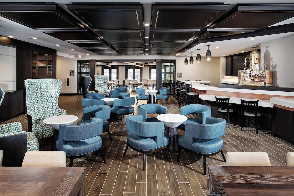 Residence Inn Milwaukee Brookfield 36/50