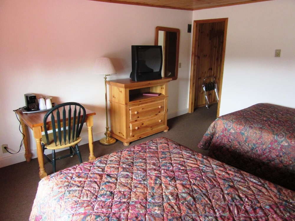 Traveler Apos S Lodge 16/47