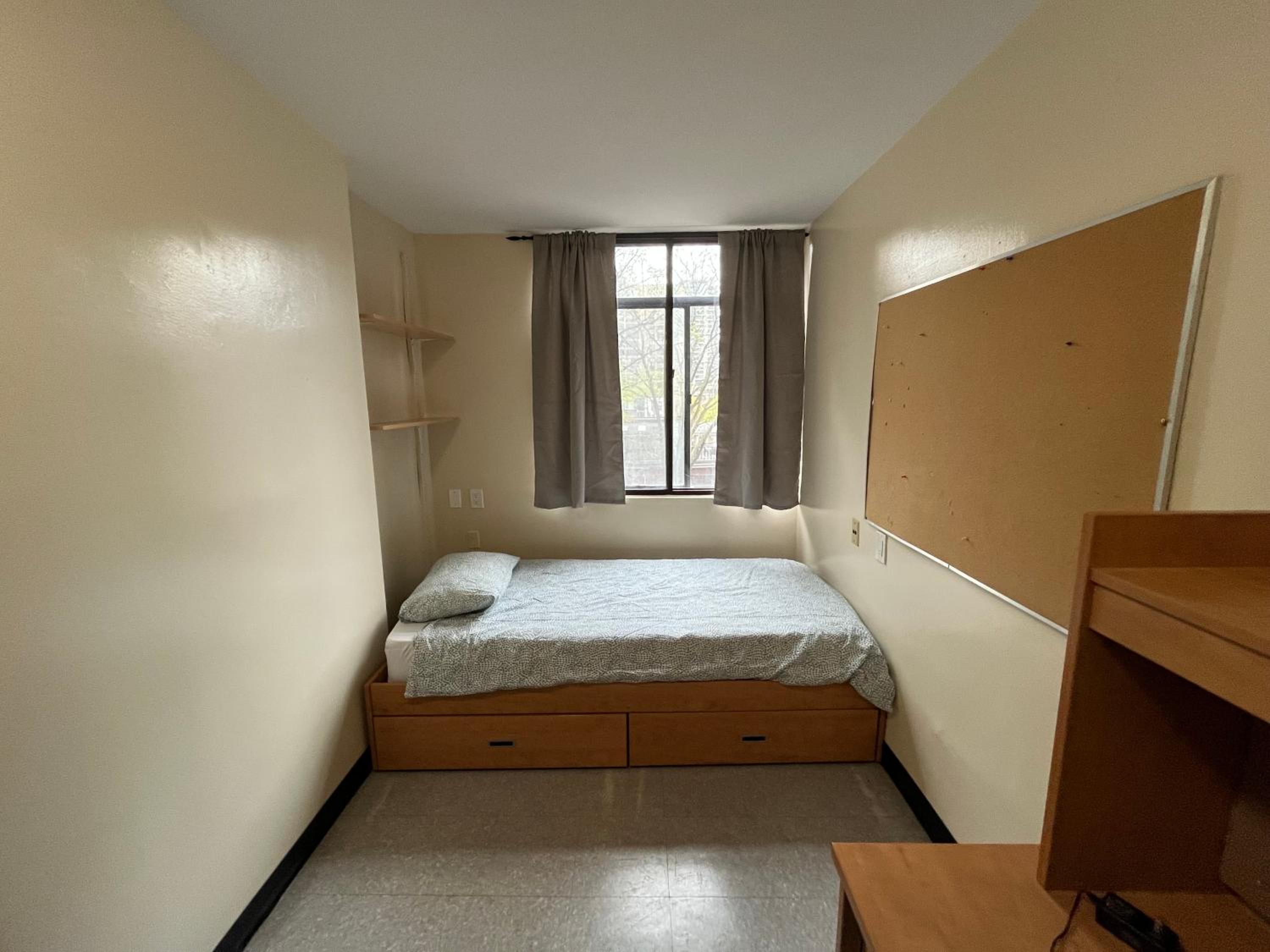 Neill-Wycik Backpackers Hotel 6/31