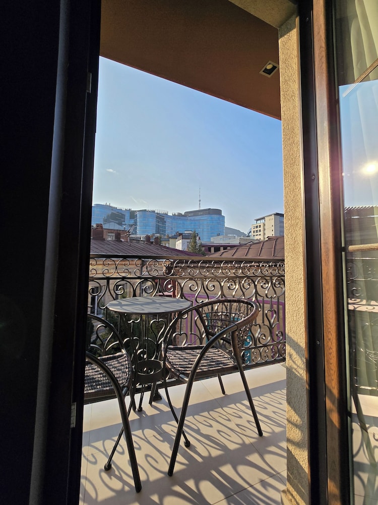 Silver 39 Boutique Hotel 42/48